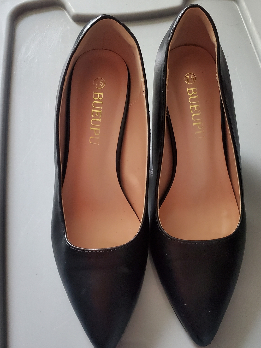 Black Pointed-Toe Women's Heels